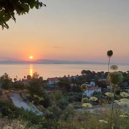 Konstantinos Polichrono * פוליכרונו