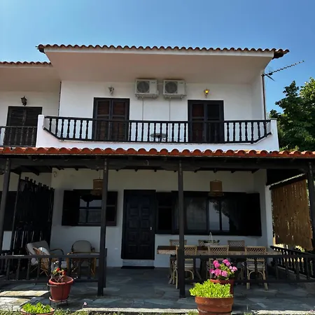 Konstantinos Polichrono פוליכרונו