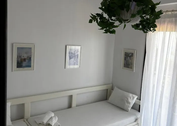 Konstantinos Polichrono * Políhrono